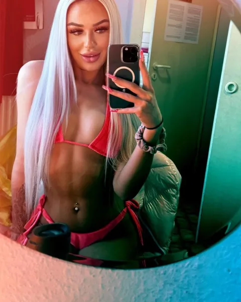Photo from listing “Deutsche Luna Marie”, age 24