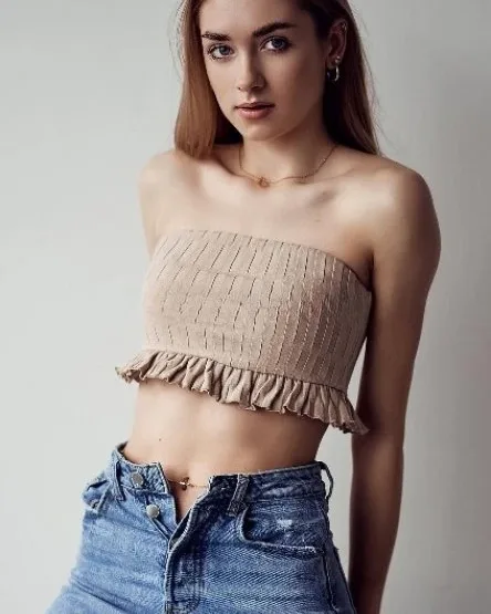 Photo from listing “Frigg”, age 21