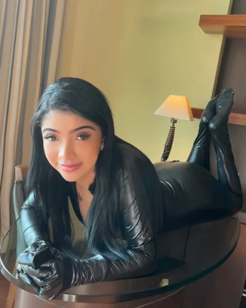 Photo from listing “Dahia”, age 24