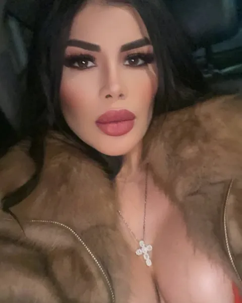 Photo from listing “Sofi”, age 29