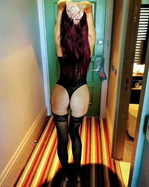 Photo from listing “ENGLISH-SUB-SAVANNAH”, age 29