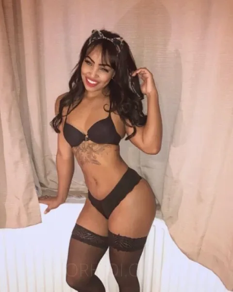 Photo from listing “.LUIZA_LOVER”, age 26