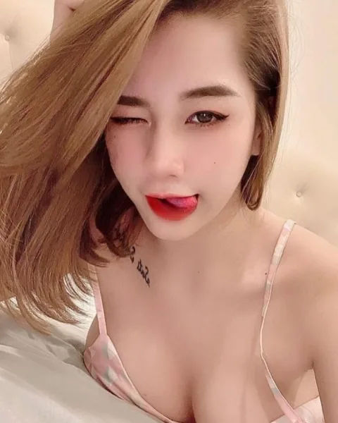 Photo from listing “Katherine”, age 24