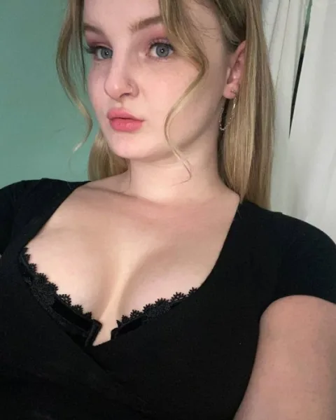 Photo from listing “Diane”, age 29