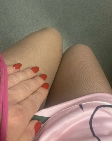 Photo from listing “Evavonsam”, age 50