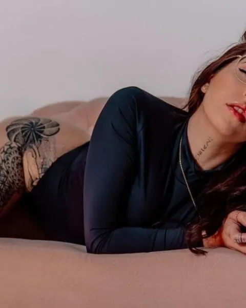 Photo from listing “Julieta”, age 25