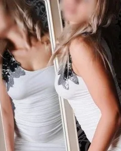 Photo from listing “Foxy”, age 28
