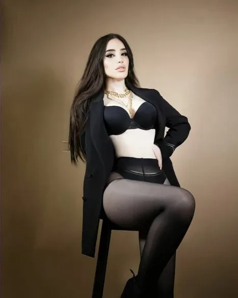 Photo from listing “Renata”, age 21