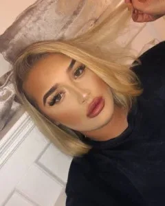 Photo from listing “Alexa”, age 26