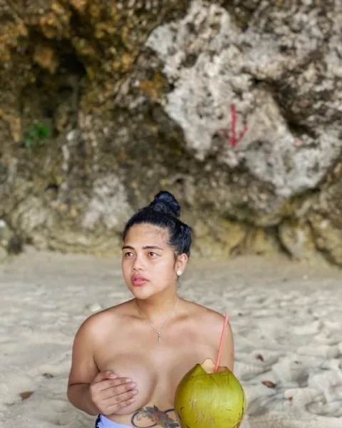 Photo from listing “Thea”, age 29