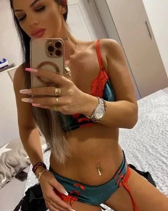 Photo from listing “Julia”, age 31