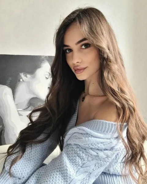 Photo from listing “Malunia”, age 21