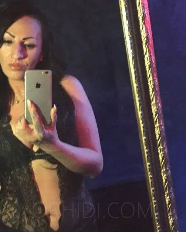 Photo from listing “Joline”, age 30