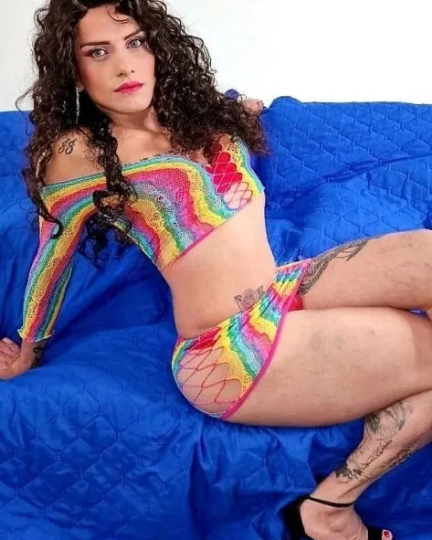 Photo from listing “Veronica Ts”, age 30