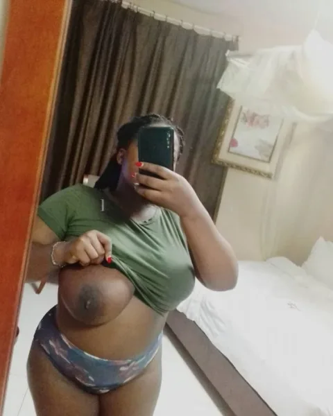 Photo from listing “Arianna”, age 24