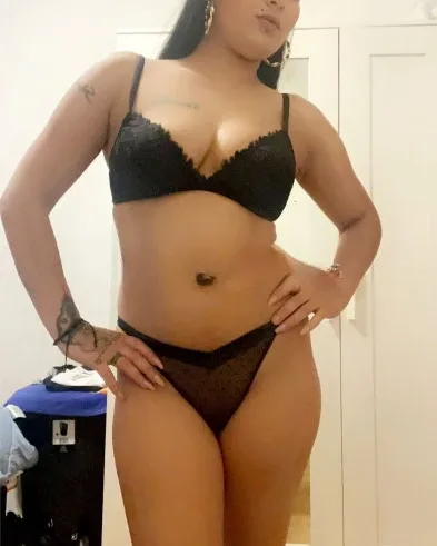 Photo from listing “Iasmina”, age 28