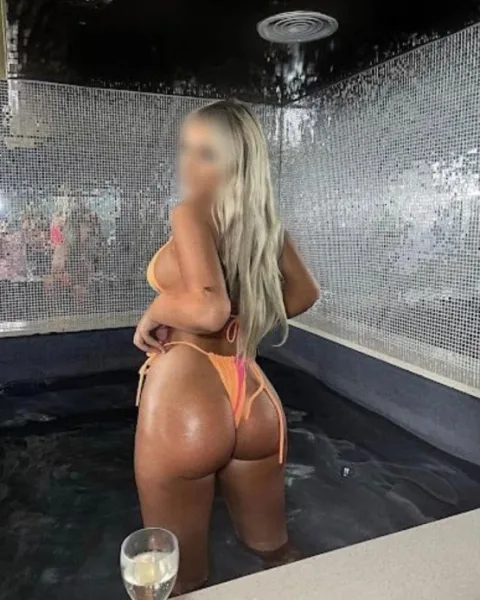Photo from listing “Gianna”, age 28