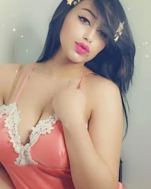 Photo from listing “Huda”, age 22