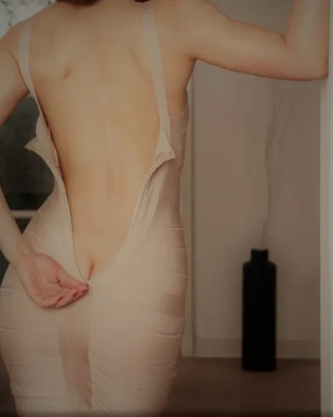 Photo from listing “Viviane”, age 31