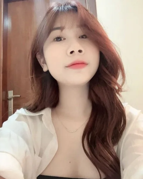 Photo from listing “Maria”, age 23
