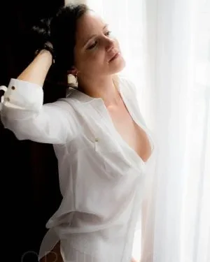 Photo from listing “Kim”, age 26