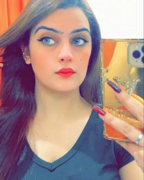 Photo from listing “Minahil”, age 24