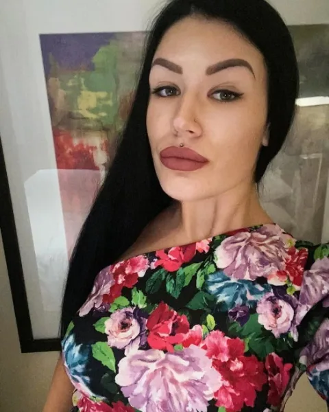 Photo from listing “Aida”, age 25
