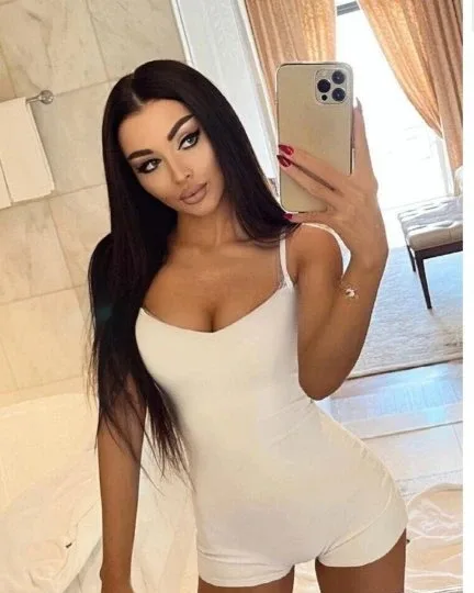 Photo from listing “Adeline”, age 24
