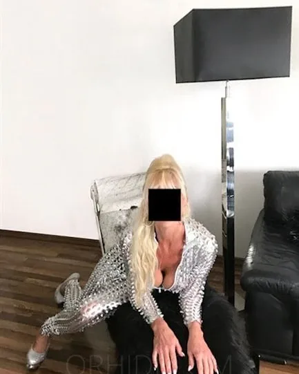 Photo from listing “HOT &SEXY SUNNY”, age 47