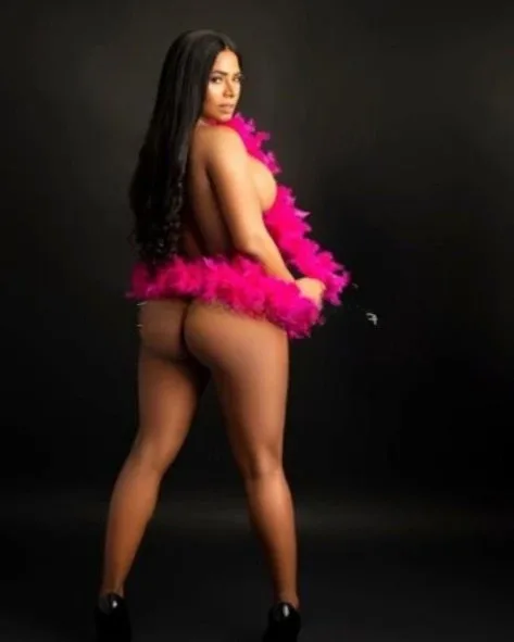 Photo from listing “Naomy”, age 27