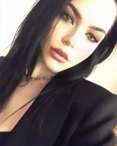 Photo from listing “Evelina”, age 24