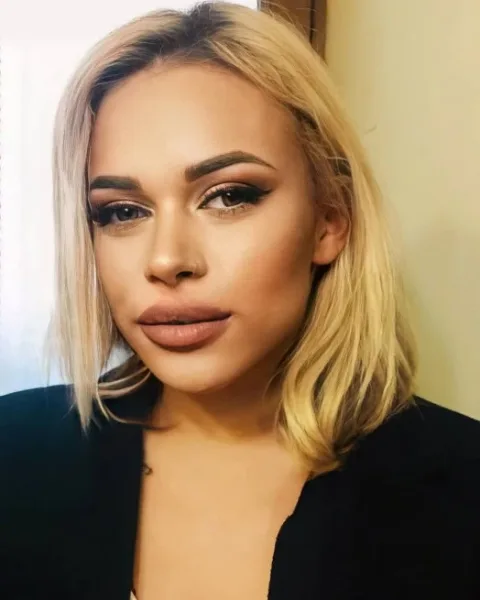 Photo from listing “Alina”, age 32
