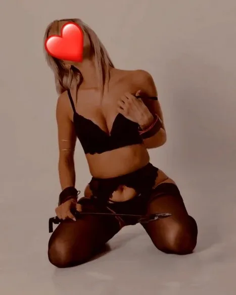 Photo from listing “Victoria”, age 29