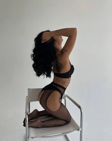 Photo from listing “Eva”, age 23