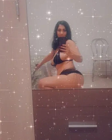 Photo from listing “Maya”, age 29