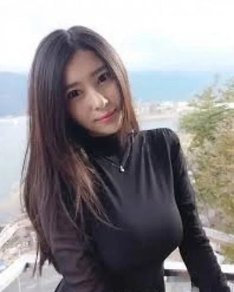 Photo from listing “Dear”, age 22