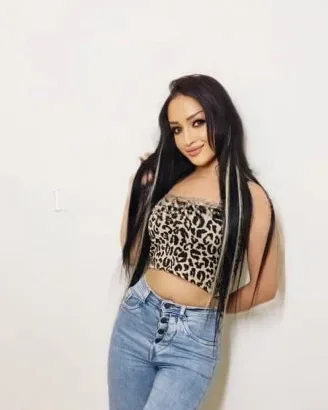 Photo from listing “Mira”, age 22