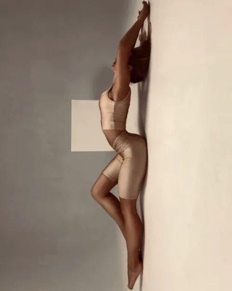Photo from listing “Aigul”, age 26
