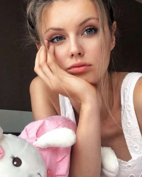 Photo from listing “Missy”, age 20