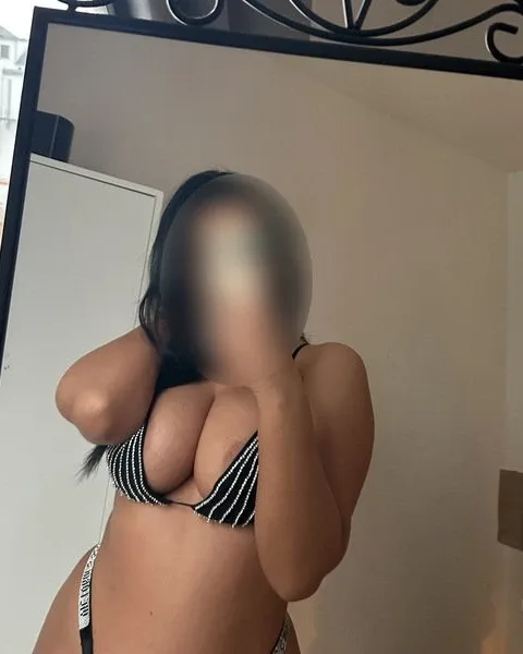 Photo from listing “Alexandra”, age 26