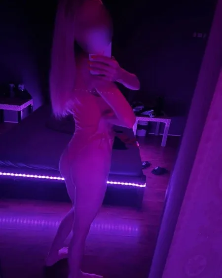 Photo from listing “Nicole”, age 21