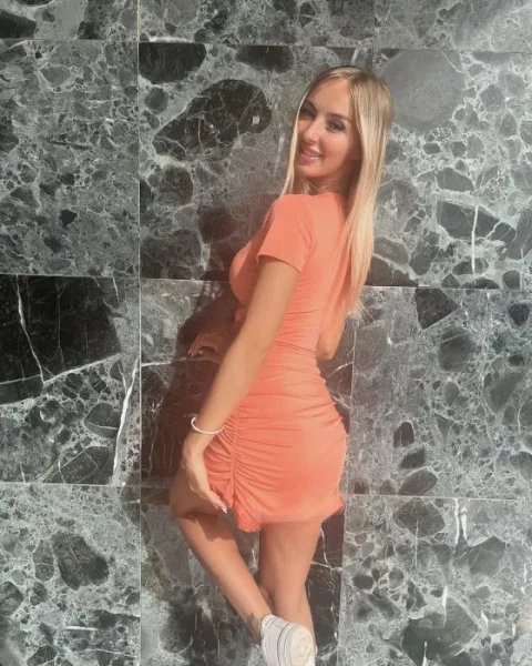Photo from listing “Nikki”, age 25