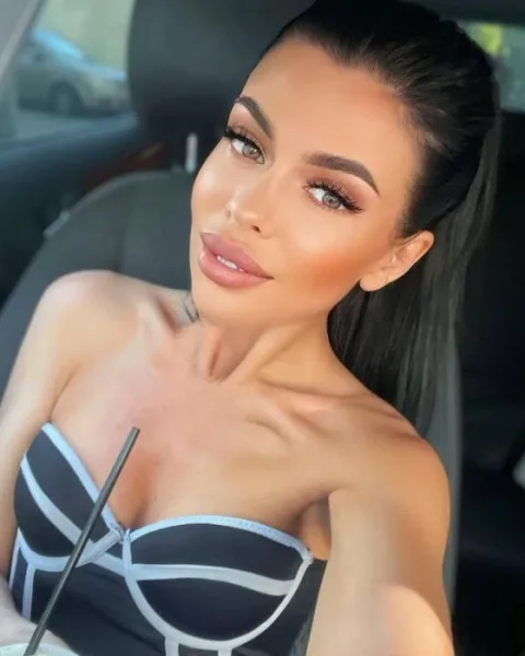 Photo from listing “Bella”, age 24