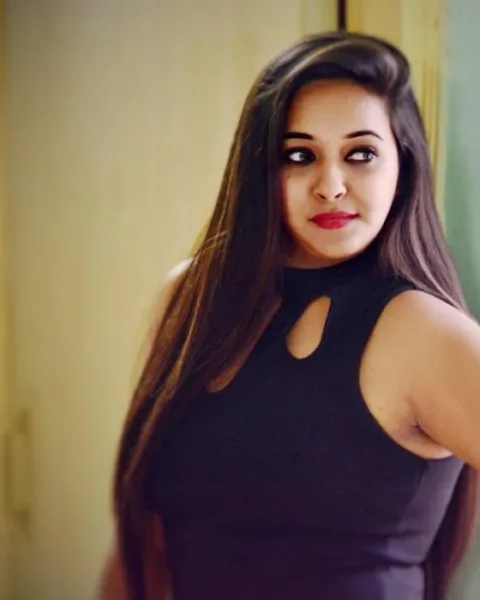 Photo from listing “Pooja”, age 24