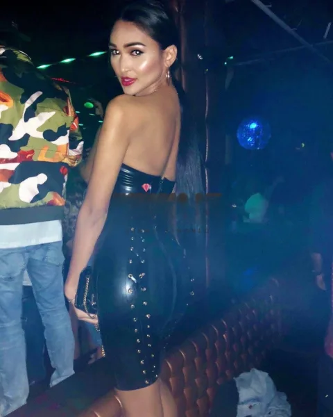 Photo from listing “Adelle”, age 26