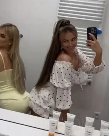 Photo from listing “Sex Show mit Anastasia und Diana”, age 21
