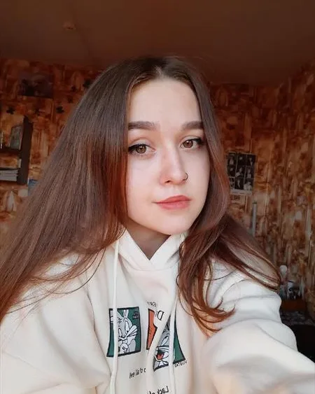 Photo from listing “Elya”, age 27