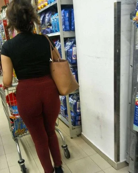 Photo from listing “Bebe”, age 35