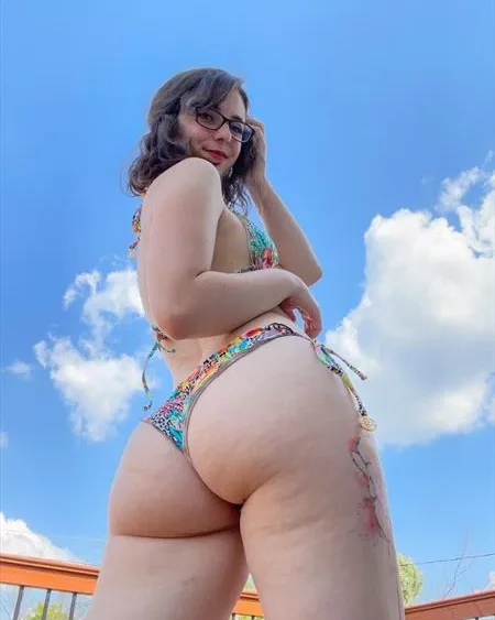 Photo from listing “Shawna morr”, age 29