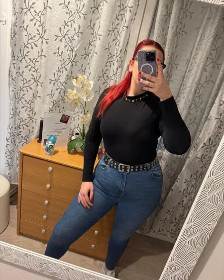 Photo from listing “Silvia”, age 27